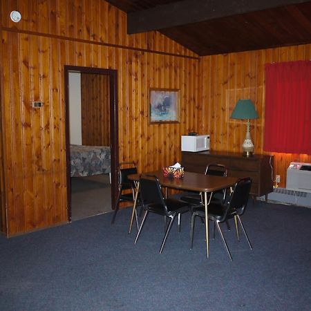 Pembina River Inn Entwistle Екстер'єр фото