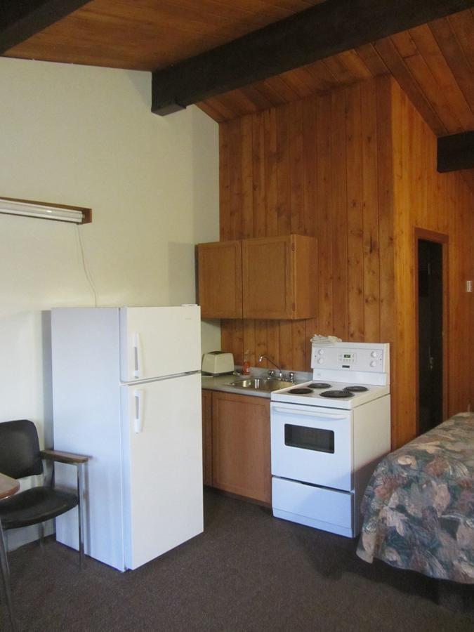 Pembina River Inn Entwistle Екстер'єр фото