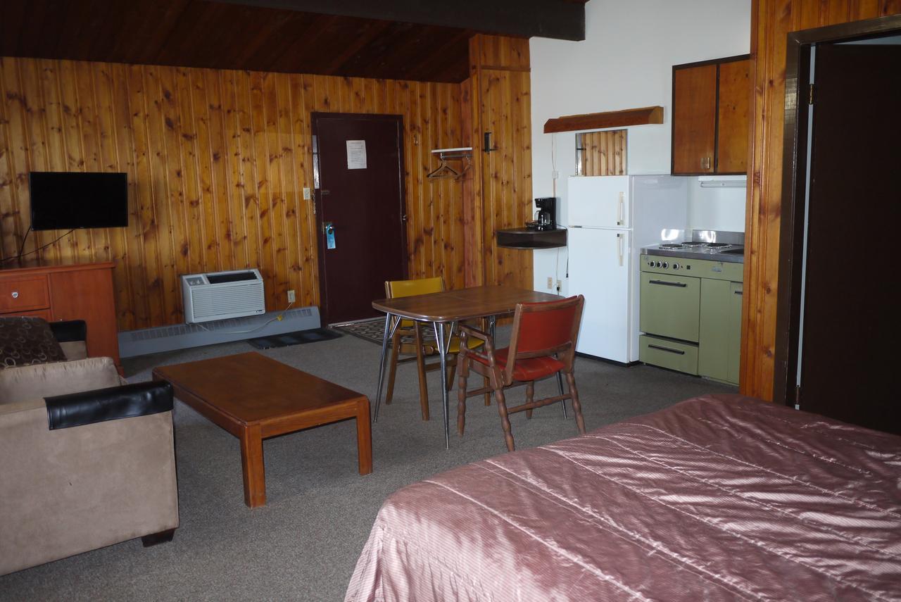 Pembina River Inn Entwistle Екстер'єр фото