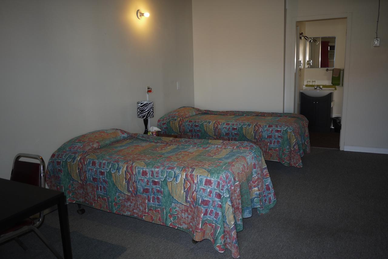 Pembina River Inn Entwistle Екстер'єр фото