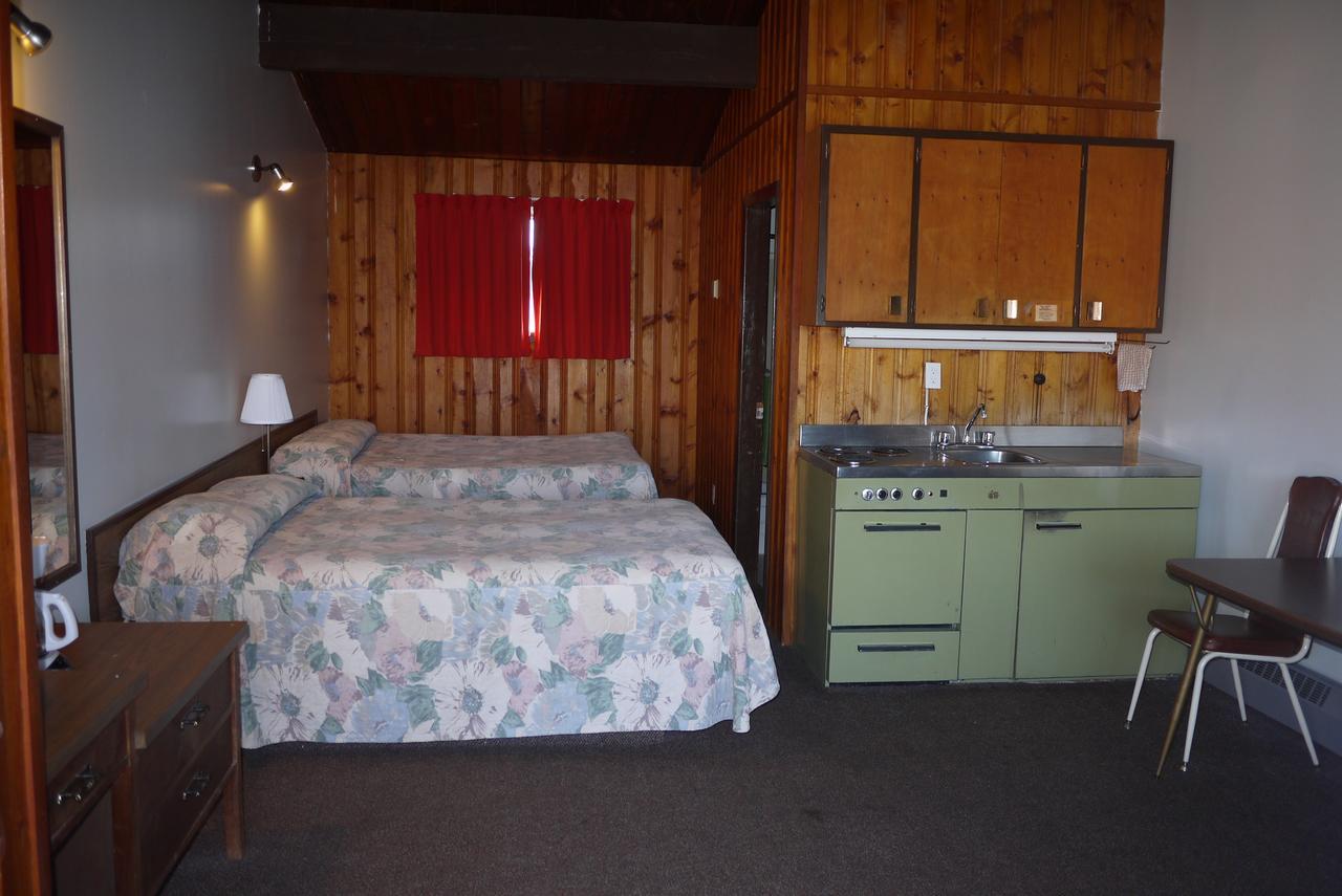 Pembina River Inn Entwistle Екстер'єр фото