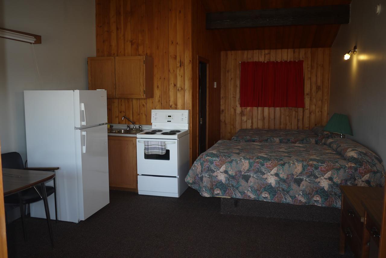 Pembina River Inn Entwistle Екстер'єр фото